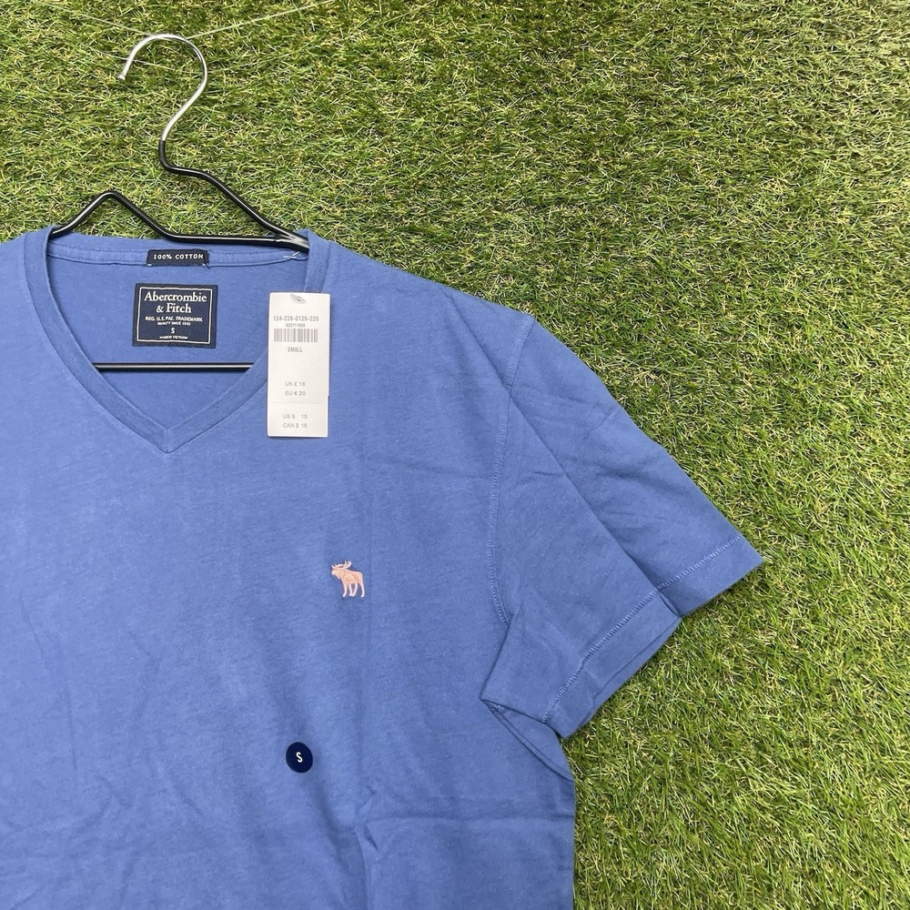 Abercrombie & Fitch Shirt Mens Small V-Neck Cotton Blue Moose Short Sleeve NEW